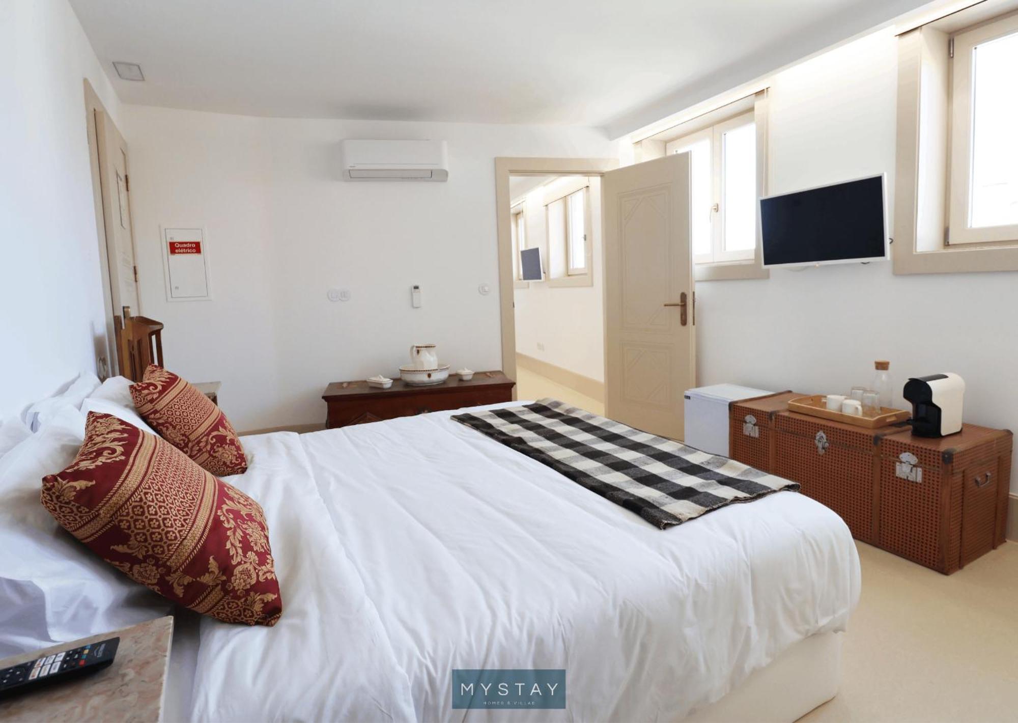 Mystay - Casa Matriz Sec XVI 佩纳菲耶尔 外观 照片