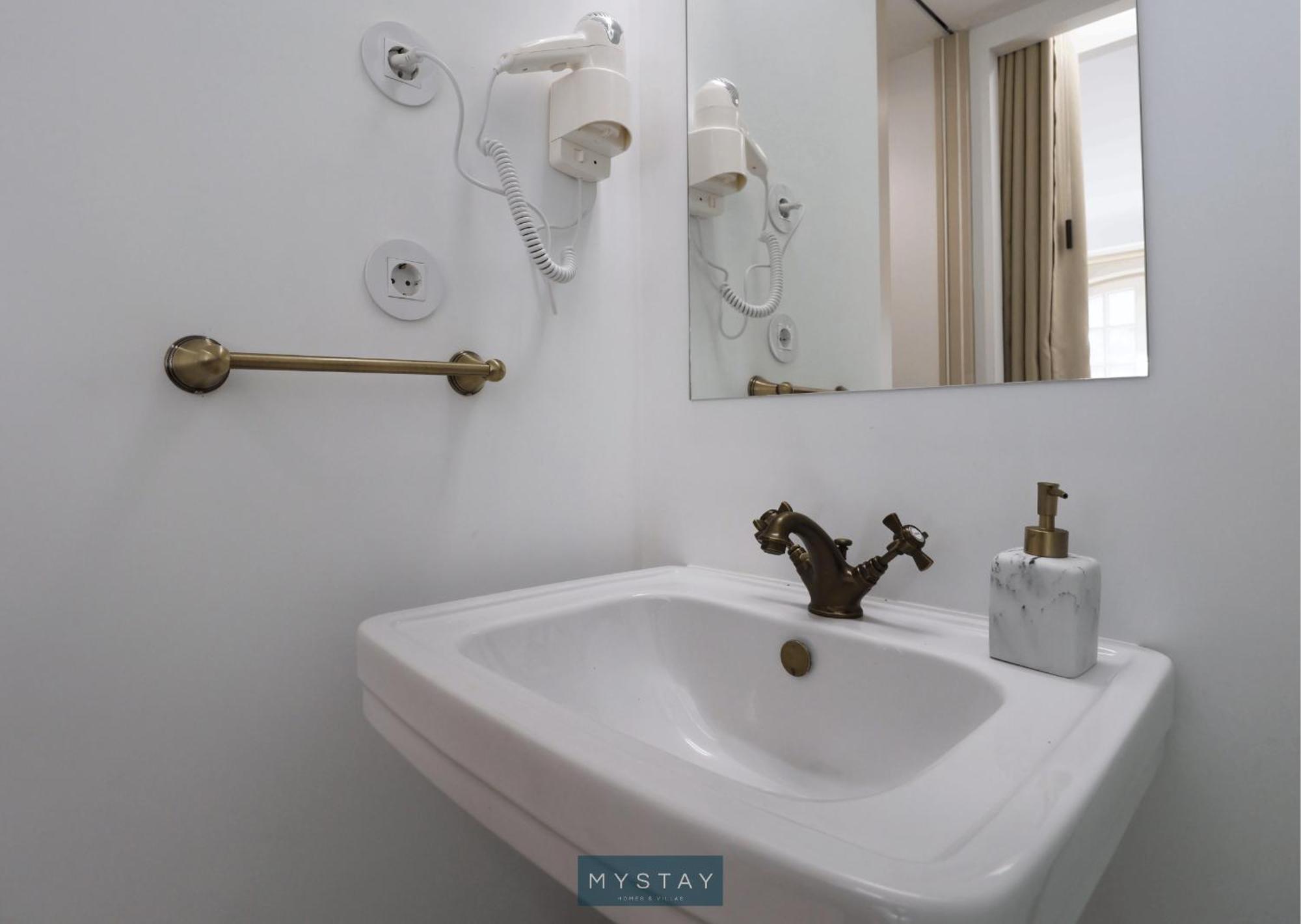 Mystay - Casa Matriz Sec XVI 佩纳菲耶尔 外观 照片